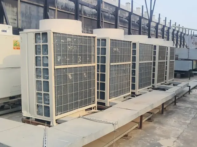 VRF AC outdoor units on a rooftop